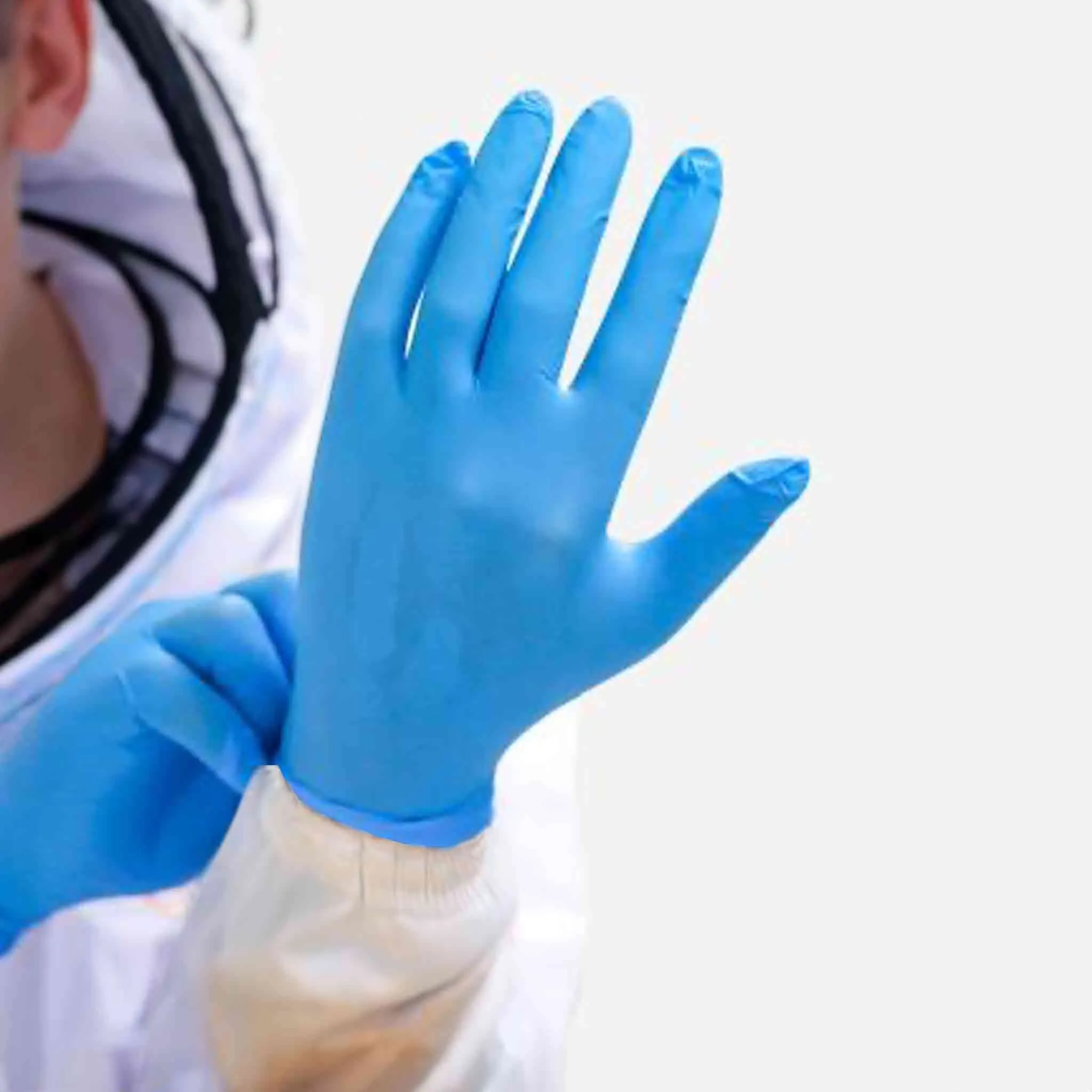 Disposable Safety Nitrile Gloves for working with Beekeeping Chemicals (100 pack)