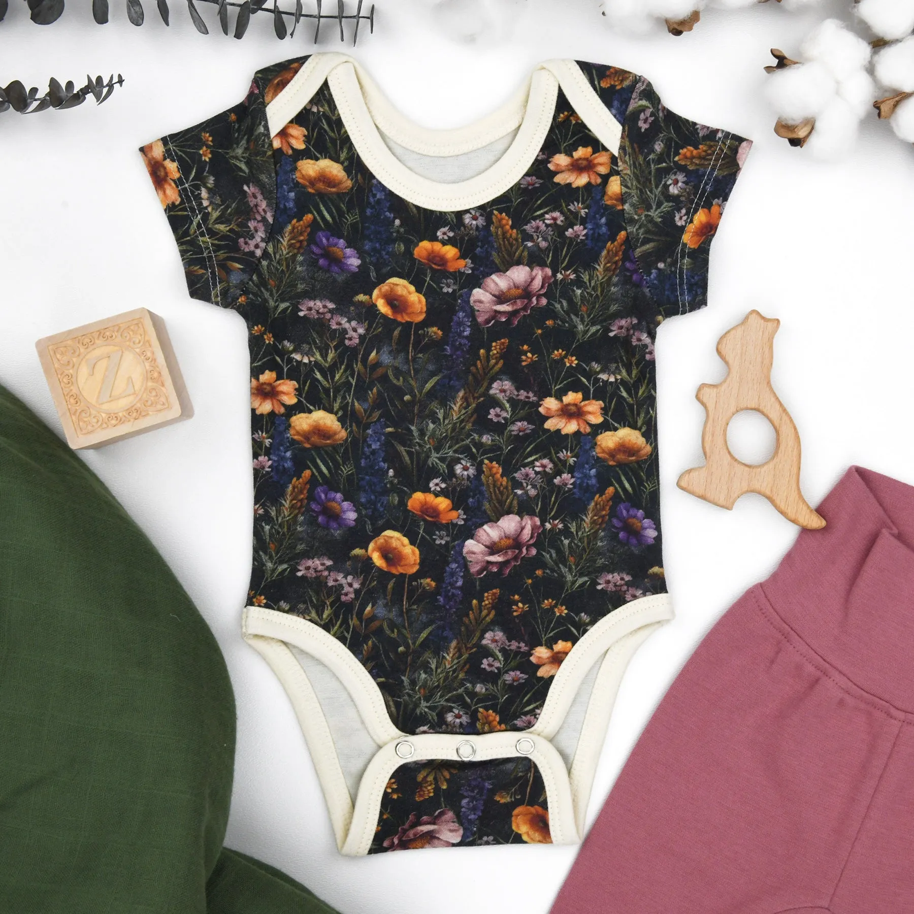 Organic Cotton Short Sleeve Baby Bodysuit, Isabelle