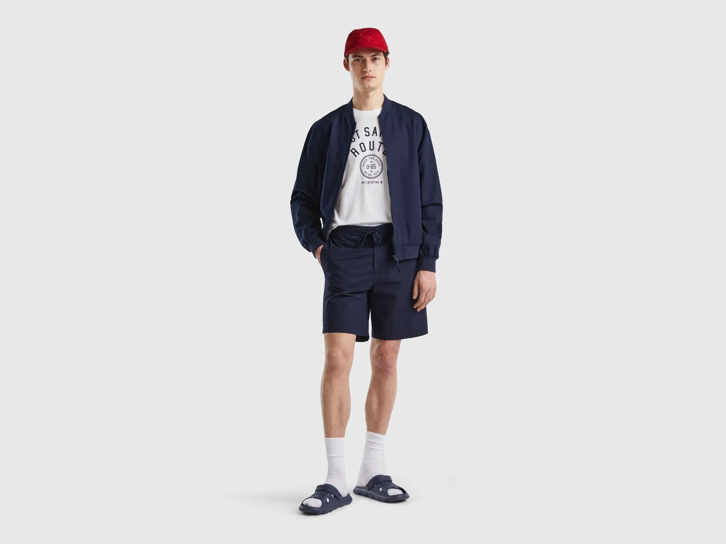 Shorts in canvas with drawstring